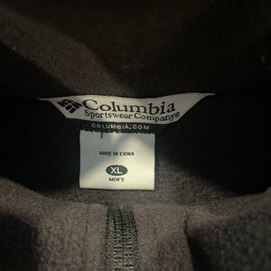 Columbia black fleece vest